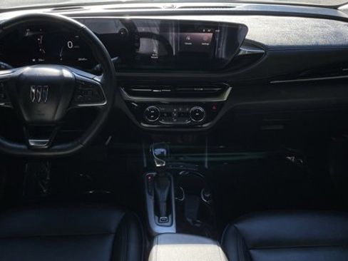 Used 2024 Buick Envista Sport Touring w/ Convenience I Package image 16