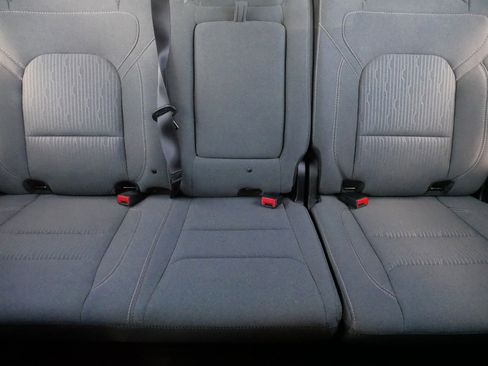 Used 2022 RAM 1500 Big Horn AWD/4WD image 17