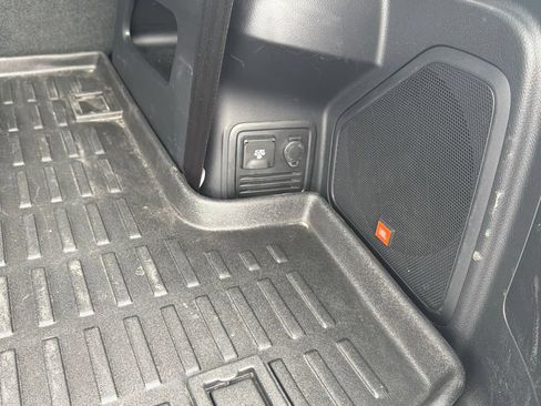 Used 2024 Toyota 4Runner Limited AWD/4WD image 61