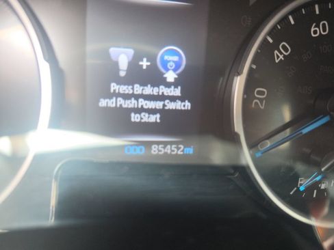 Used 2021 Toyota RAV4 XLE Premium AWD/4WD image 12