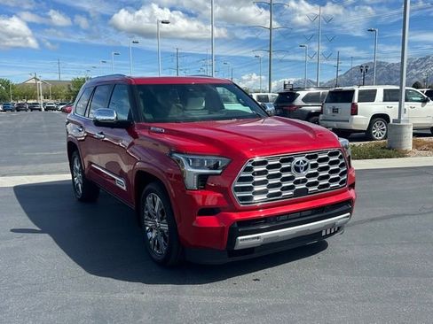 Used 2024 Toyota Sequoia Capstone AWD/4WD image 28