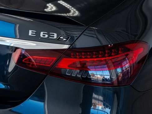 Used 2021 Mercedes-Benz E 63 AMG S image 30
