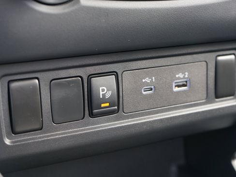 Used 2023 Nissan Frontier S w/ Technology Package image 23