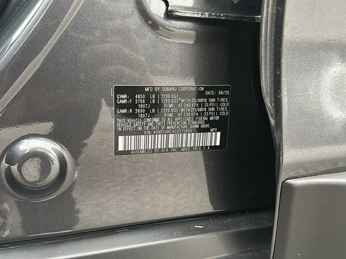 New 2025 Subaru Outback Limited image 11