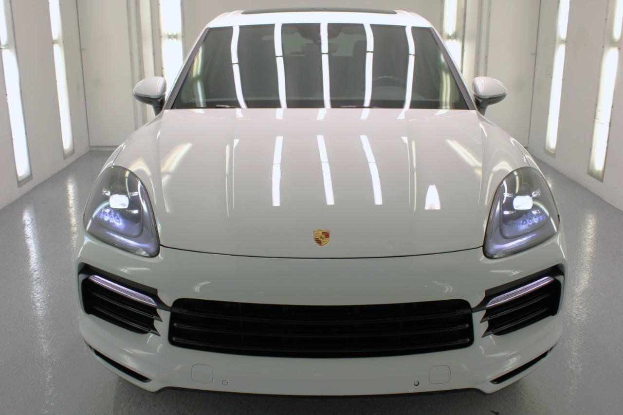 Used 2020 Porsche Cayenne AWD/4WD image 3