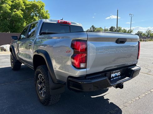 Used 2023 Chevrolet Colorado ZR2 w/ ZR2 Convenience Package III AWD/4WD image 10