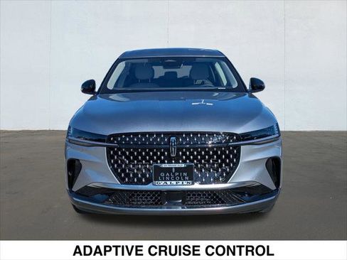 New 2026 Lincoln Nautilus Premier image 4