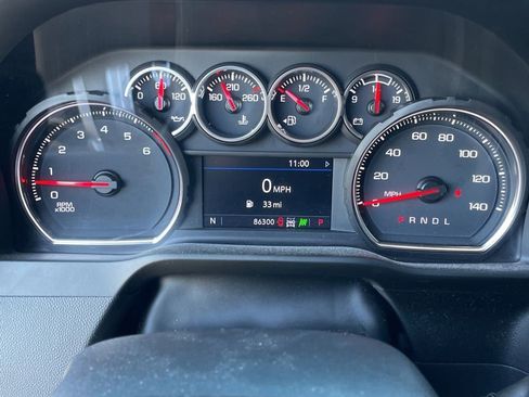 Used 2021 Chevrolet Silverado 1500 LT Trail Boss w/ Bed Protection Package image 16