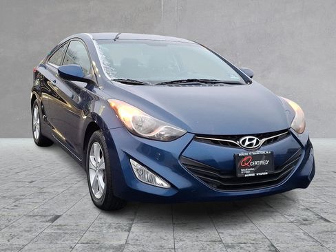 Used 2013 Hyundai Elantra image 2