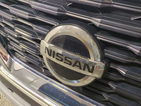 Used 2021 Nissan Rogue SL FWD image 13