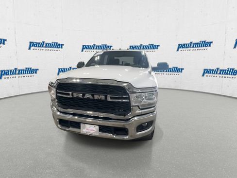 Used 2022 RAM 2500 Big Horn w/ Level A Equipment Group AWD/4WD image 4