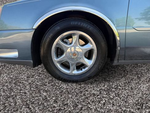 Used 2000 Cadillac De Ville w/ Comfort/Convenience Pkg FWD image 9