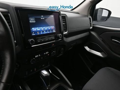 Used 2024 Nissan Frontier SV w/ SV Convenience Package image 11