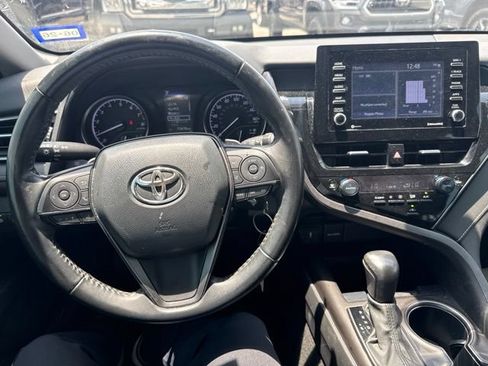 Used 2023 Toyota Camry SE FWD image 12