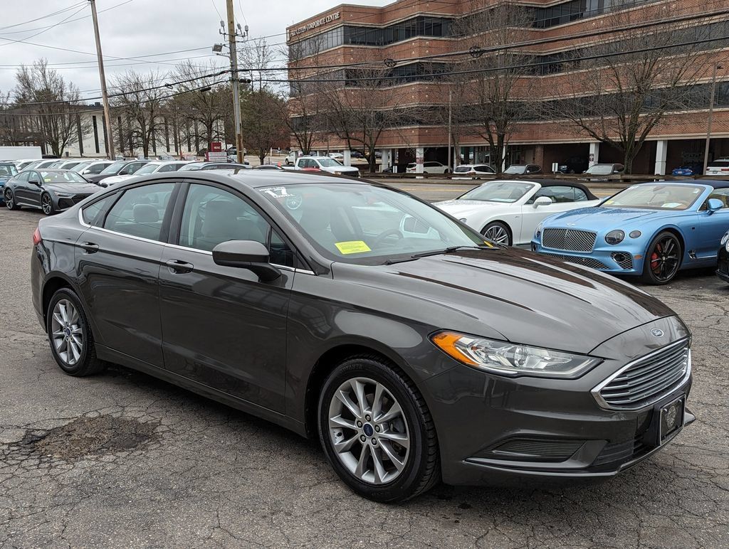 Used 2017 Ford Fusion S FWD image 5