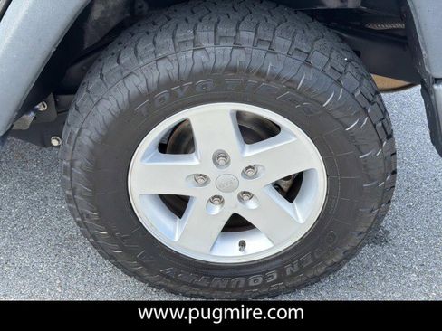 Used 2018 Jeep Wrangler Unlimited Sport S AWD/4WD image 19