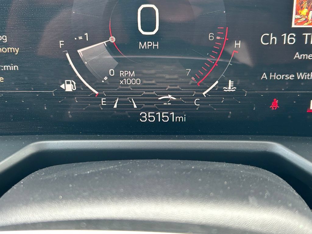 Used 2025 GMC Acadia Elevation FWD image 36