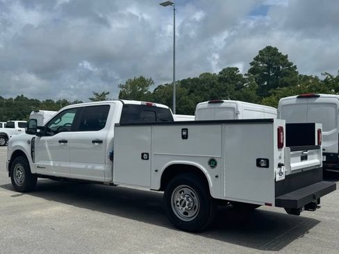 New 2024 Ford F350 XL w/ XL Chrome Package RWD image 3