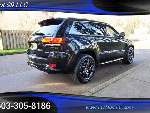 Used 2014 Jeep Grand Cherokee SRT image 9