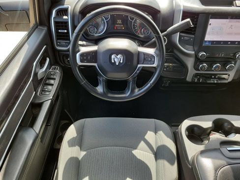 Used 2024 RAM 2500 Big Horn AWD/4WD image 15