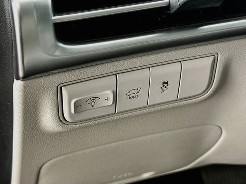 Used 2025 Hyundai Tucson SEL FWD image 17