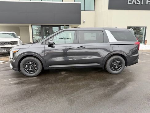 New 2026 Kia Carnival LX FWD image 2