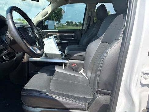 Used 2017 RAM 1500 Laramie w/ Convenience Group AWD/4WD image 10