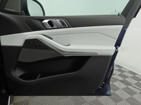 Used 2026 BMW X5 xDrive40i image 26