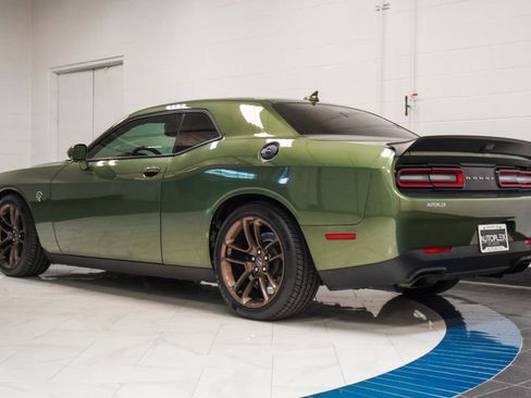 Used 2023 Dodge Challenger SRT Hellcat w/ Driver Convenience Group RWD image 29