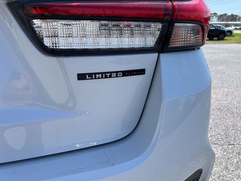 New 2026 Mitsubishi Outlander Sport LE image 5