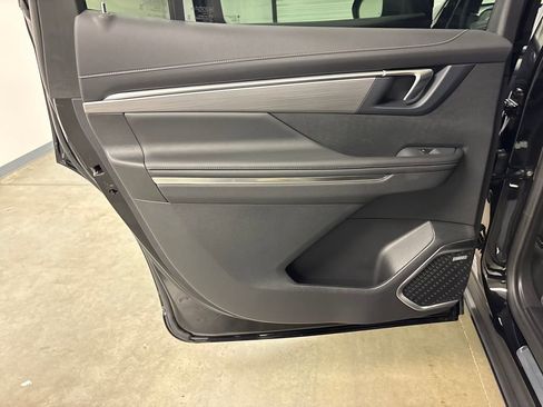 New 2026 Buick Enclave Preferred w/ Power Package image 43