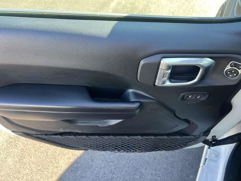 Used 2021 Jeep Wrangler Unlimited Sport image 16