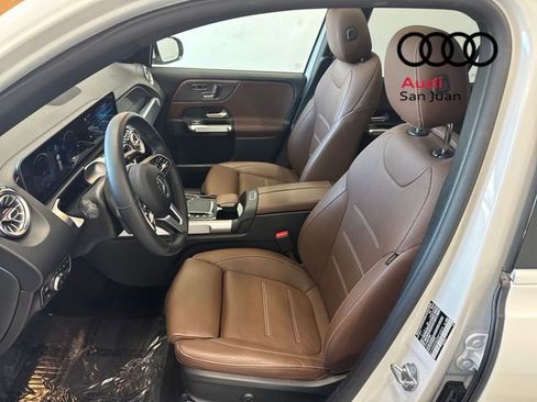 Used 2021 Mercedes-Benz GLB 250 GLB 250 image 22