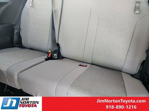 New 2026 Toyota Sienna LE image 21