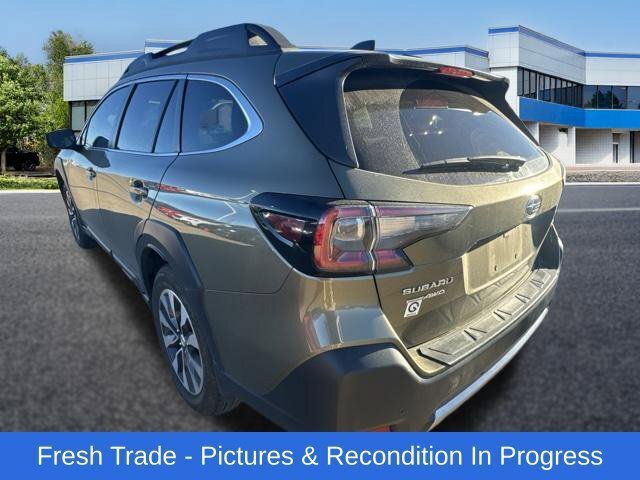 Used 2024 Subaru Outback Limited AWD/4WD image 3
