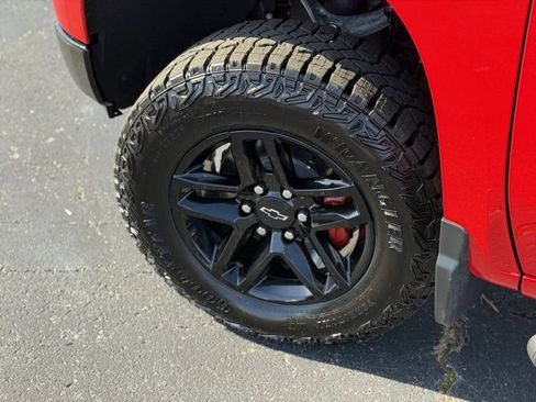 Used 2025 Chevrolet Silverado 1500 Custom Trail Boss image 3