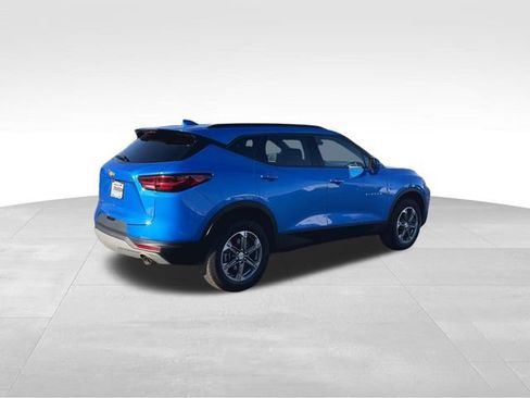 Certified 2024 Chevrolet Blazer LT w/ Convenience Package FWD image 9