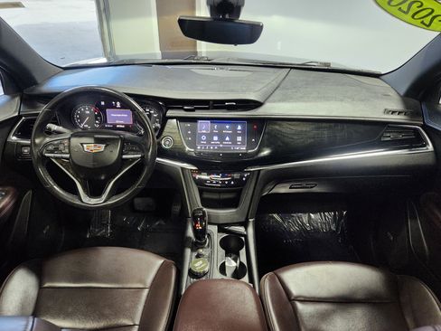 Used 2020 Cadillac XT6 Premium Luxury image 17