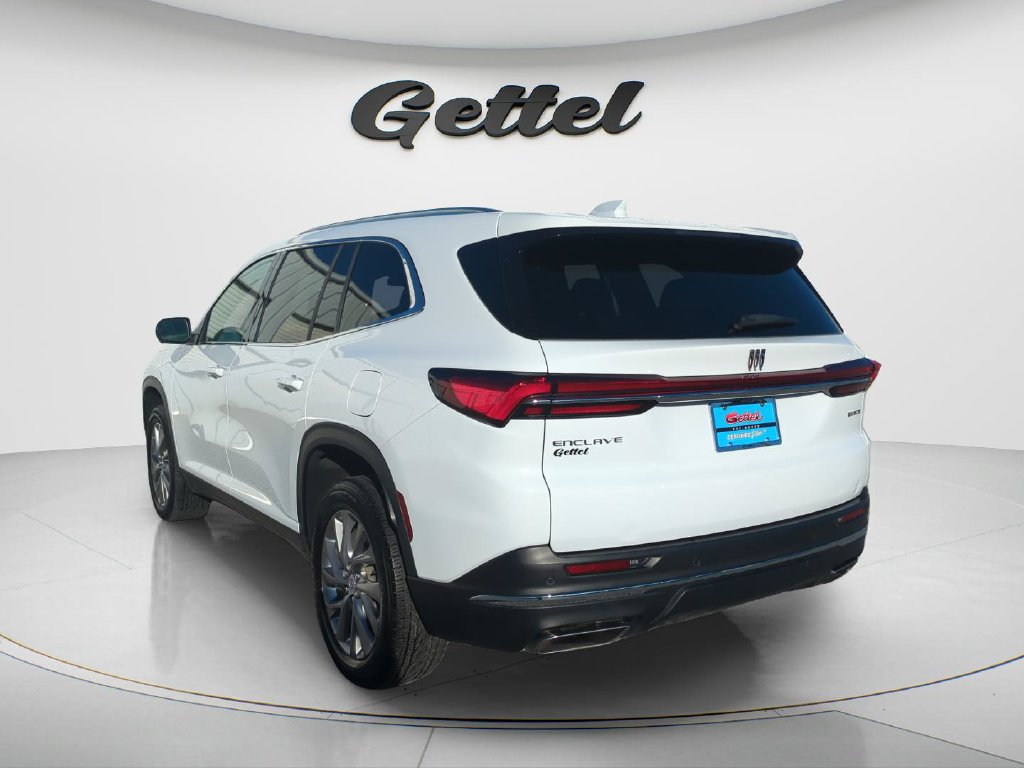 Used 2025 Buick Enclave Preferred FWD image 6
