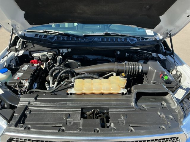 Used 2018 Ford F150 Platinum w/ Equipment Group 701A Luxury AWD/4WD image 24