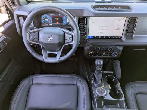 New 2025 Ford Bronco Badlands w/ Sasquatch Package image 17