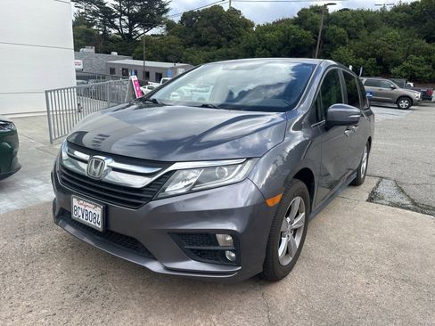 Used 2018 Honda Odyssey EX-L image 3