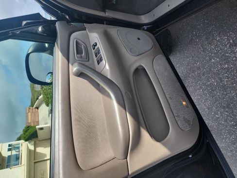 Used 2007 Toyota Sequoia SR5 RWD image 11