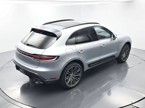 Certified 2026 Porsche Macan AWD/4WD image 37