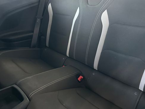 Used 2021 Chevrolet Camaro LT RWD image 12