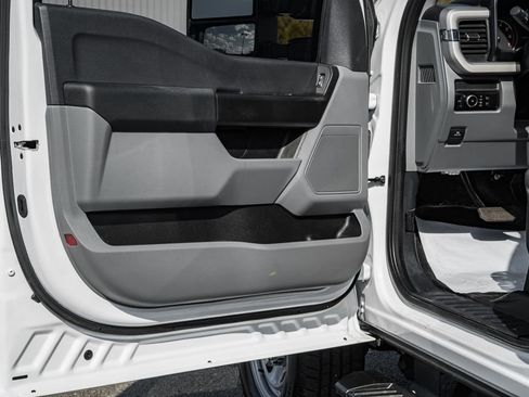 Used 2024 Ford F250 XL w/ Snow Plow Prep Package image 37