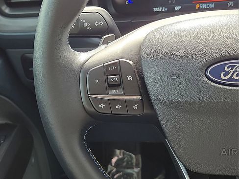 Used 2025 Ford Maverick Lobo image 17