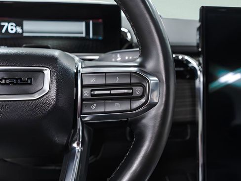 Used 2025 GMC Sierra EV Denali AWD/4WD image 13