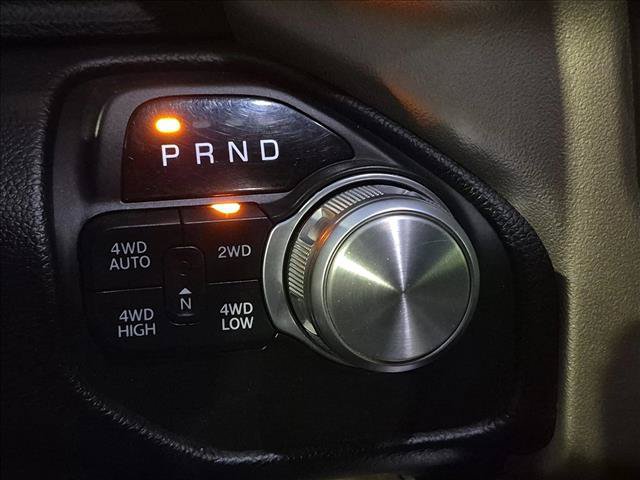 Used 2019 RAM 1500 Laramie w/ Sport Appearance Package AWD/4WD image 12