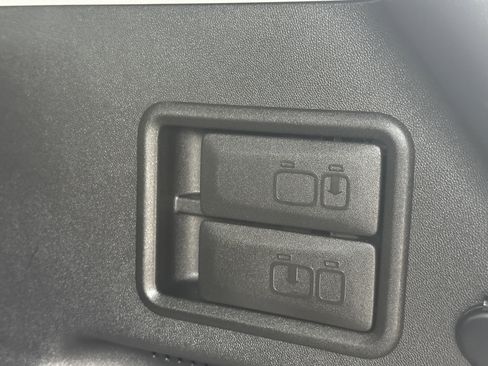 Used 2024 GMC Terrain AT4 AWD/4WD image 20